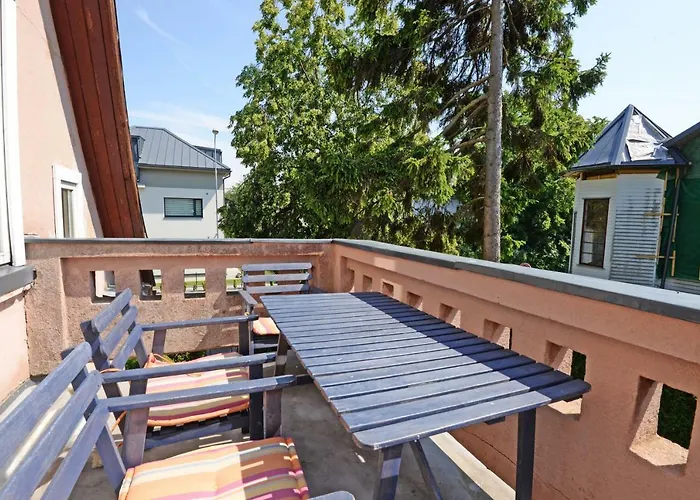 Romantiska Senamiescio Mansarda Apartman